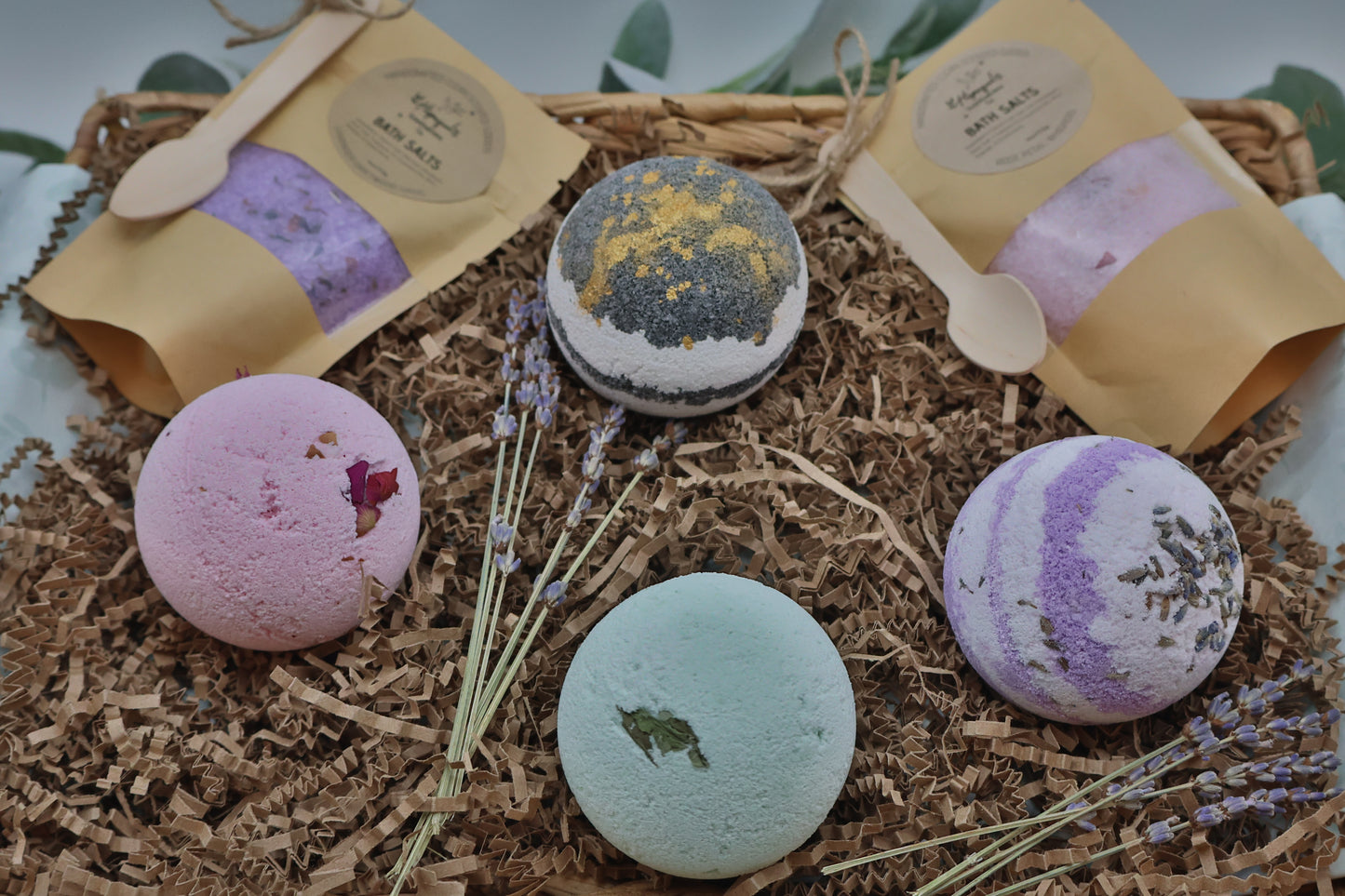 Tonka Oud Bath Bomb